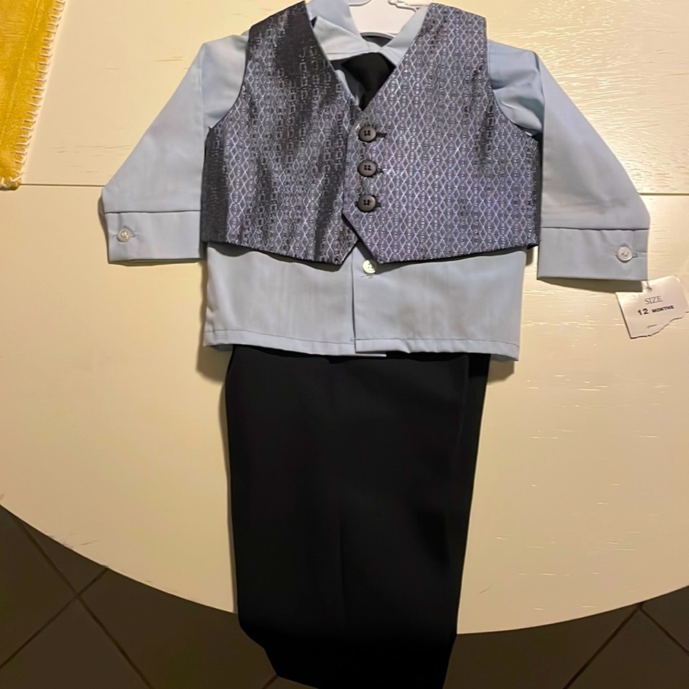 Happy fella three piece toddler suit with bowtie new with tags